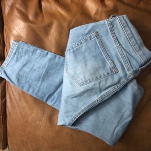 Everlane Jeans - “Cute butt!” Everlane High Rise jeans 29 reg Everlane Jeans - “Cute butt!” Everlane High Rise jeans 29 reg